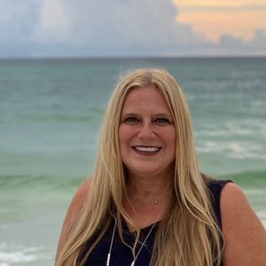 Meet your Posher, Beth